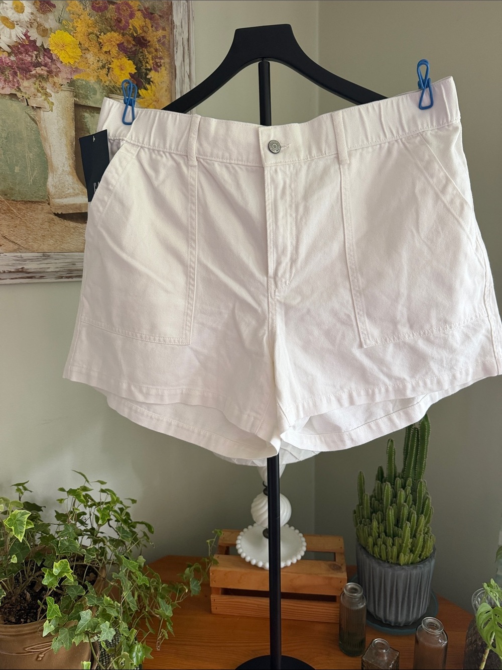 GAP White Cotton Bermuda Shorts with Front Patch Pockets
